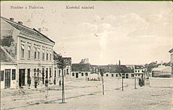 Fotogalerie - Kostelní, dnes Masarykovo náměstí Kostelní, dnes Masarykovo náměstí